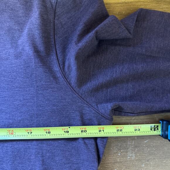 LuluLemon Men’s Large Long Sleeve Athletic Pullover Shirt Active Sporty EUC - Picture 7 of 8